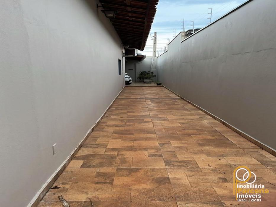 WhatsApp Image 2025-10-13 at 15.12.25.jpeg